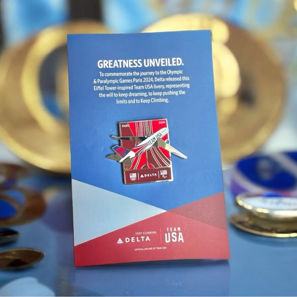 Delta Air Lines 2024 Paris Olympics Team USA Airplane Livery Collectible Pin New - Picture 9 of 16